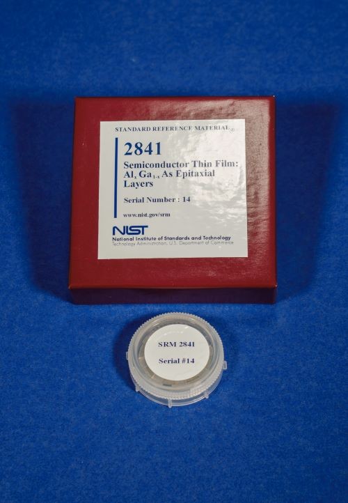 SRM 2841 半导体薄膜：Alx镓1-xAs外延层(Al摩尔分数)x (接近0.20)