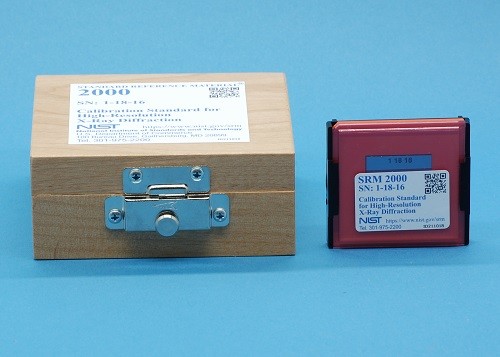 SRM 2000 高分辨率 X 射线衍射标准品
